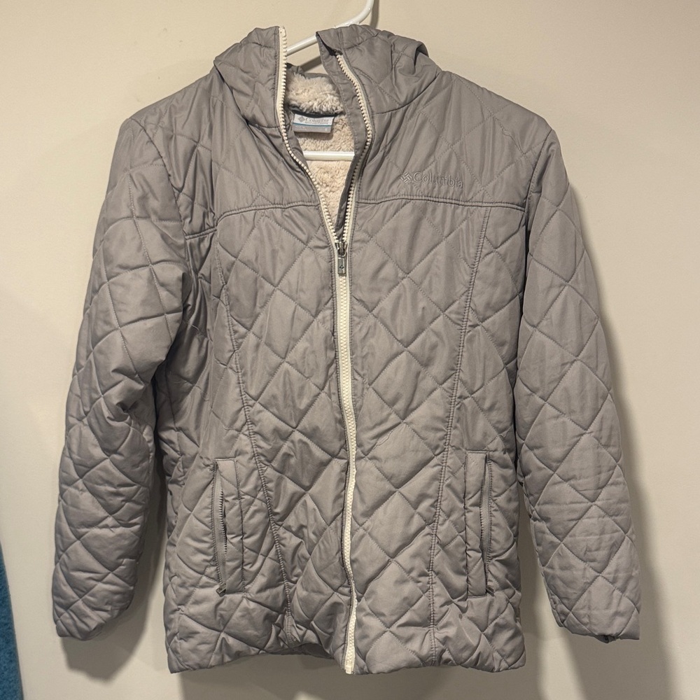 Columbia Cream Fleece-Lined Jacket with Gray Trim
